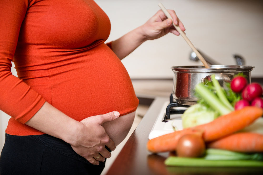 गर्भावस्था में Vitamin A का सेवन कितनी मात्रा में करना चाहिए गर्भावस्था में Vitamin A का सेवन कितनी मात्रा में करना चाहिए