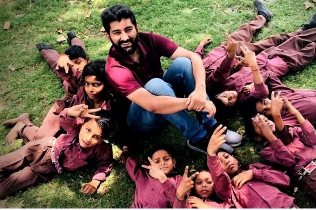 कोरोना ने जिन बच्चों को अनाथ बनाया उनके लिए पेरेंट्स बनेंगे जय शर्मा कोरोना ने जिन बच्चों को अनाथ बनाया उनके लिए पेरेंट्स बनेंगे जय शर्मा