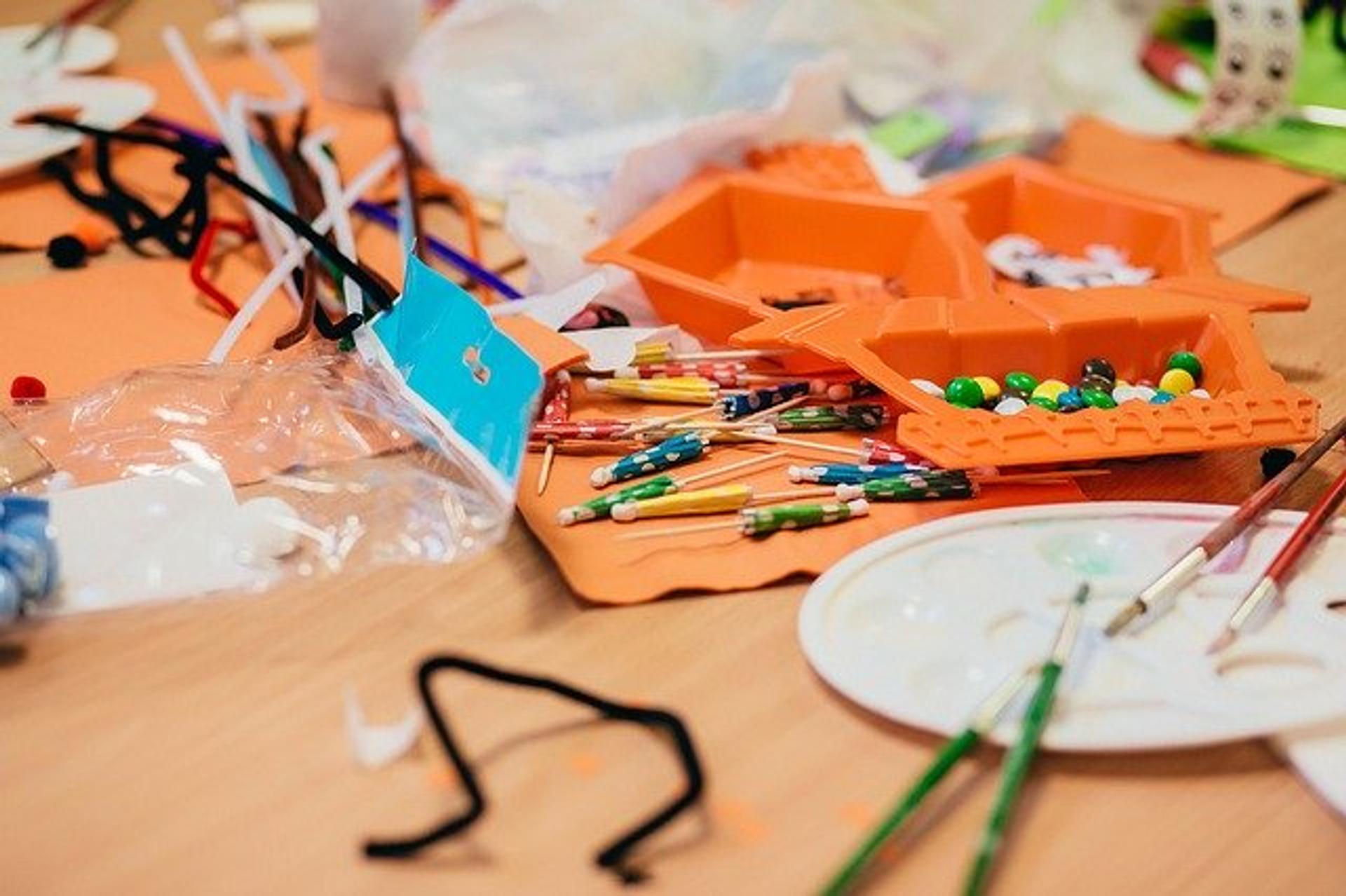 In Wake of Coronavirus: How to Keep Child, Teenager Busy & Happy at Home