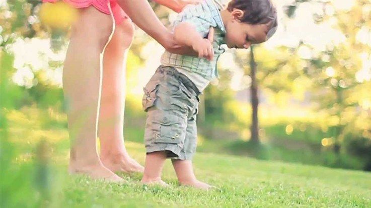 how to help a baby learn to walk