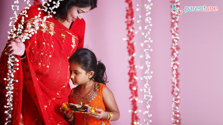 आप मां बनने वाली हैं तो इस बार दीवाली पर आपको बरतनी है ये सावधानियां आप मां बनने वाली हैं तो इस बार दीवाली पर आपको बरतनी है ये सावधानियां