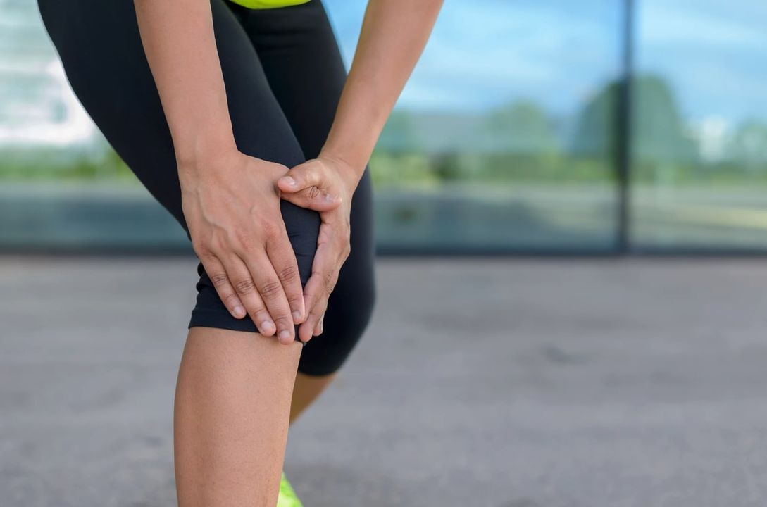 Monsoon Brings Rain and Pain How to Take Care of Joint Pain in Monsoons Monsoon Brings Rain and Pain How to Take Care of Joint Pain in Monsoons