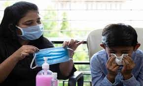 कोरोनाव्हायरसनंतर मुलांमध्ये पोस्टऑपरेटिव्ह प्रभाव आणि सुरक्षितता उपाय कोरोनाव्हायरसनंतर मुलांमध्ये पोस्टऑपरेटिव्ह प्रभाव आणि सुरक्षितता उपाय