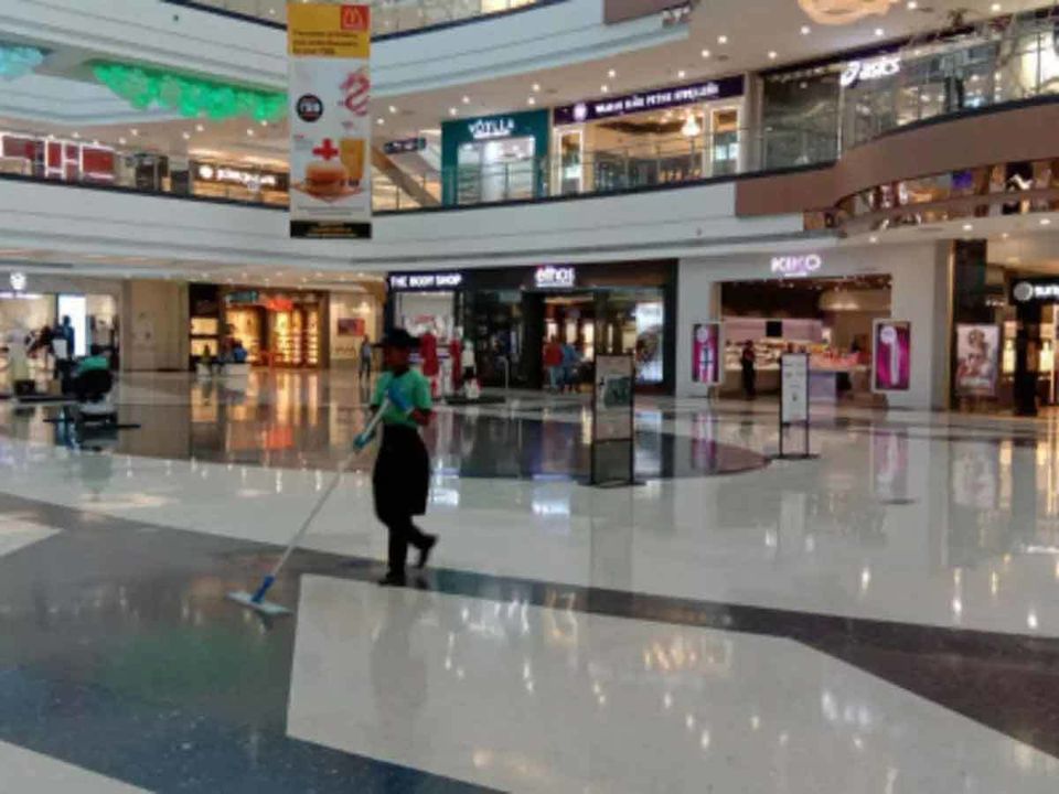 रेस्तरां शॉपिंग मॉल्स मल्टीप्लेक्स में इन 10 सावधानियों का पालन करते हुए करें एन्जॉय रेस्तरां शॉपिंग मॉल्स मल्टीप्लेक्स में इन 10 सावधानियों का पालन करते हुए करें एन्जॉय