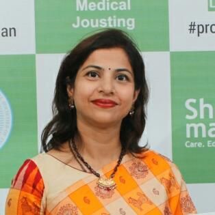 Dr Rujuta Fuke
